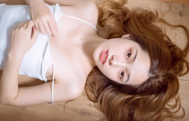 机械辅助夫妻插秧